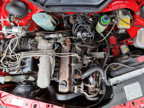 Audi-100-Engines