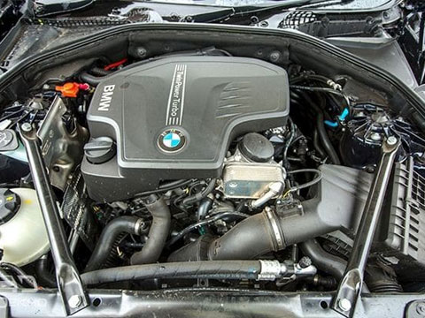 BMW-320i-Engines
