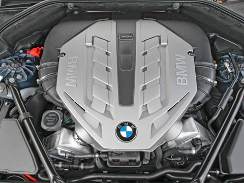 BMW-550i-GT-Engines