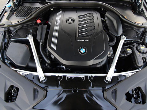 BMW-840i-Engines