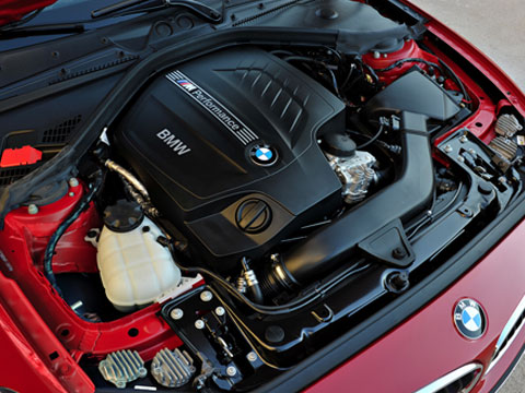 BMW-M235i-Engines
